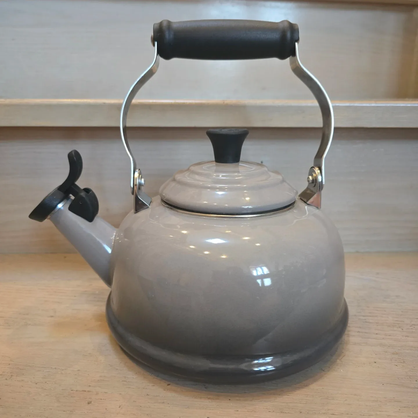 Le Creuset Whistling Tea Kettle Grey
