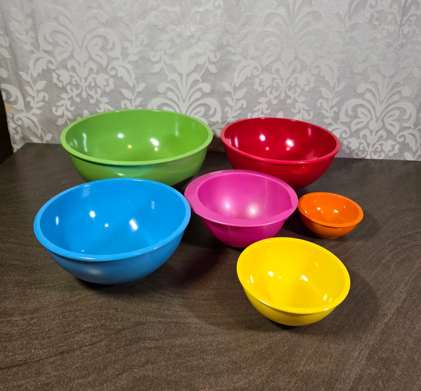 Colorful Nesting Bowls image indicator(2)