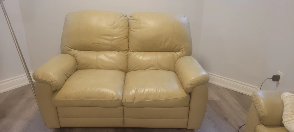 Real Leather Reclining Sofa Set.