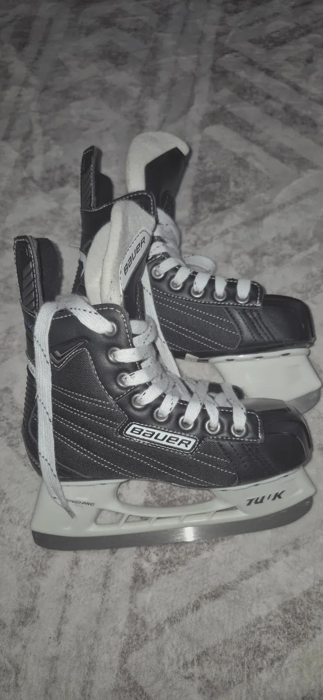 Bauer Nexus 66 Ice Skates - Size US 2