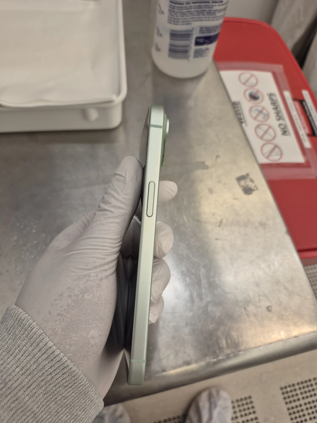 iPhone 15 - 128 gb - unlocked - photo 3