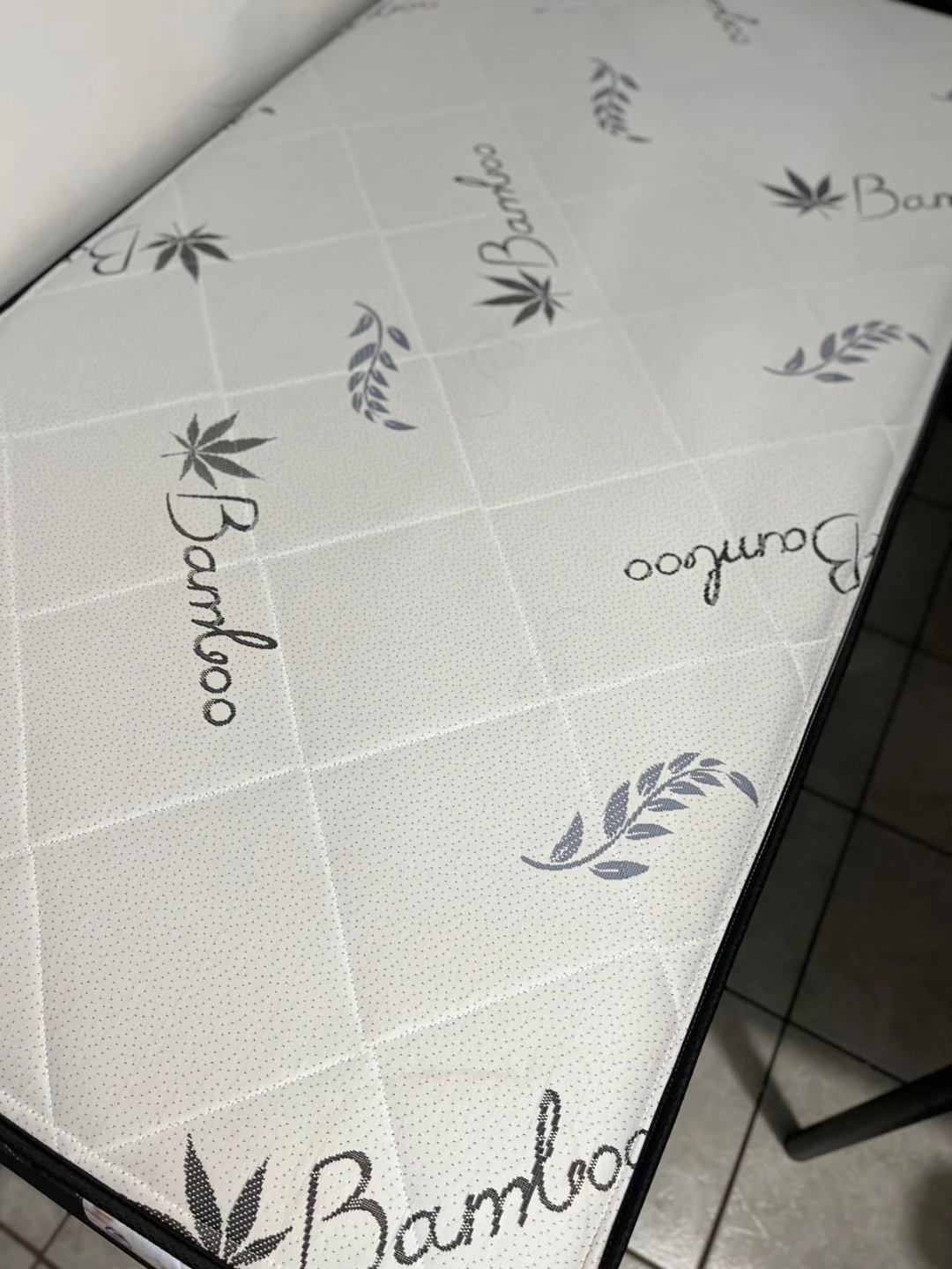 Recently bought Single bed with mattress - photo 4