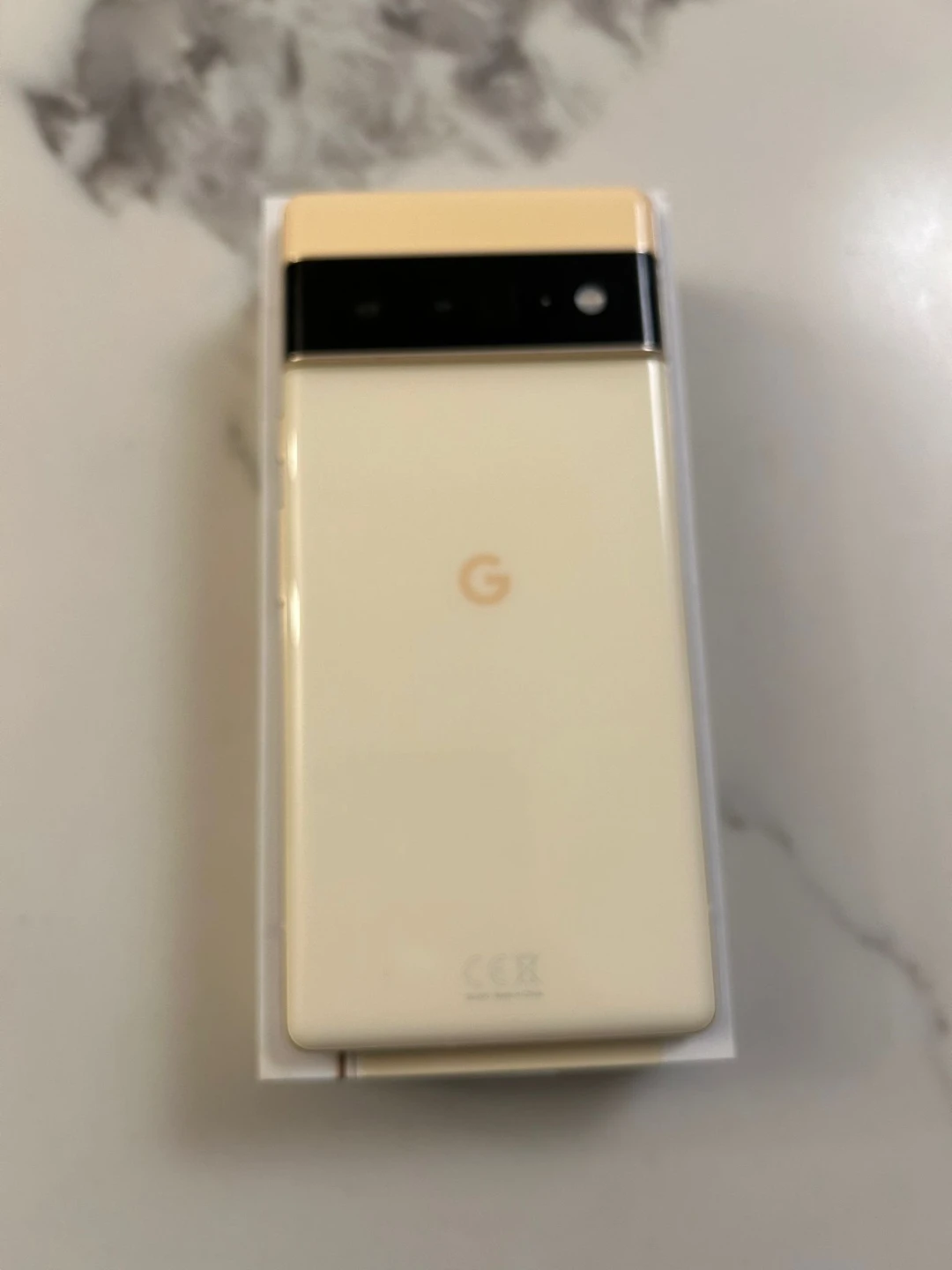 Google Pixel 6  Pro 128gig  UNLOCKED - Like New! - photo 3