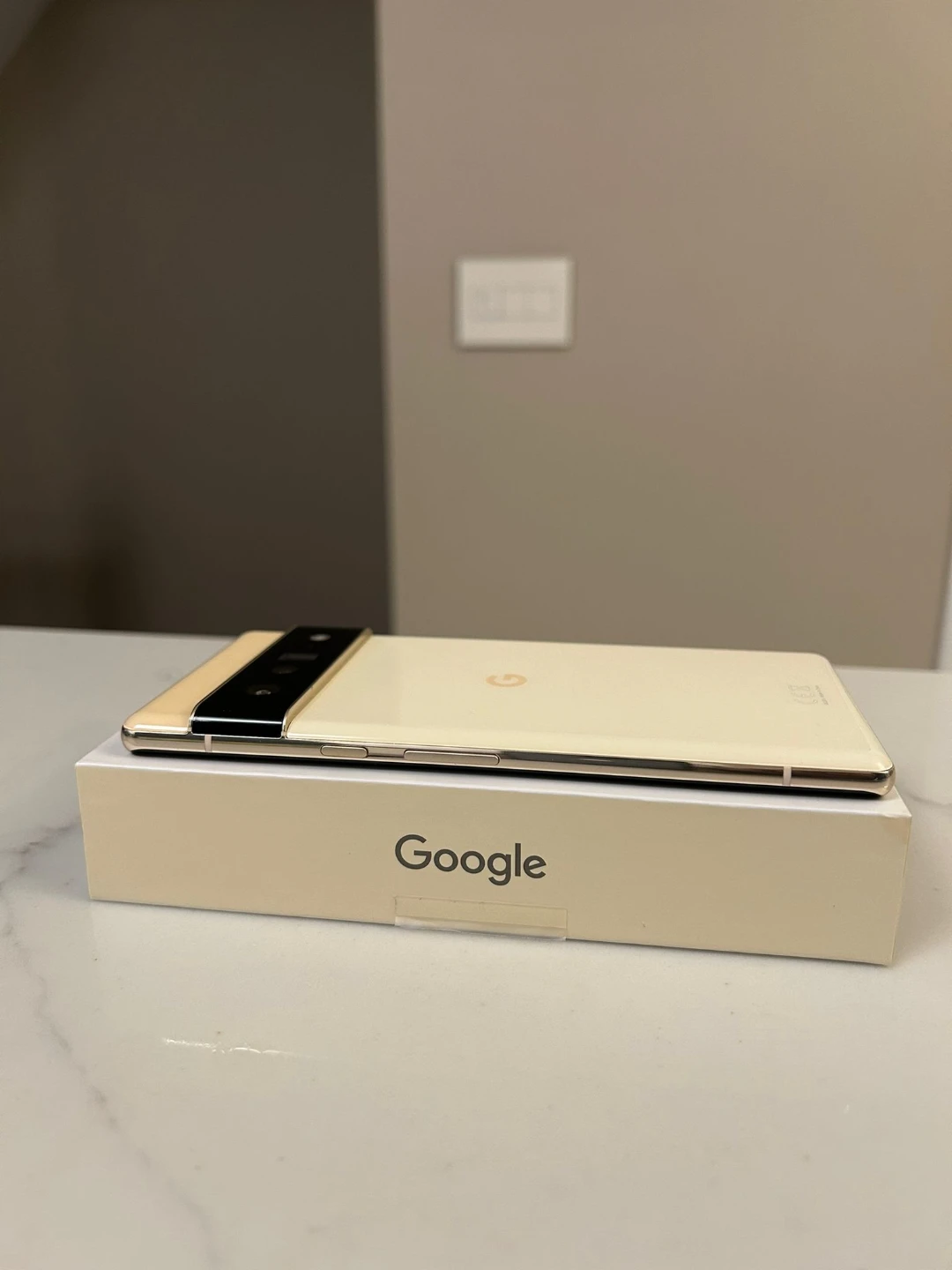 Google Pixel 6  Pro 128gig  UNLOCKED - Like New! - photo 4