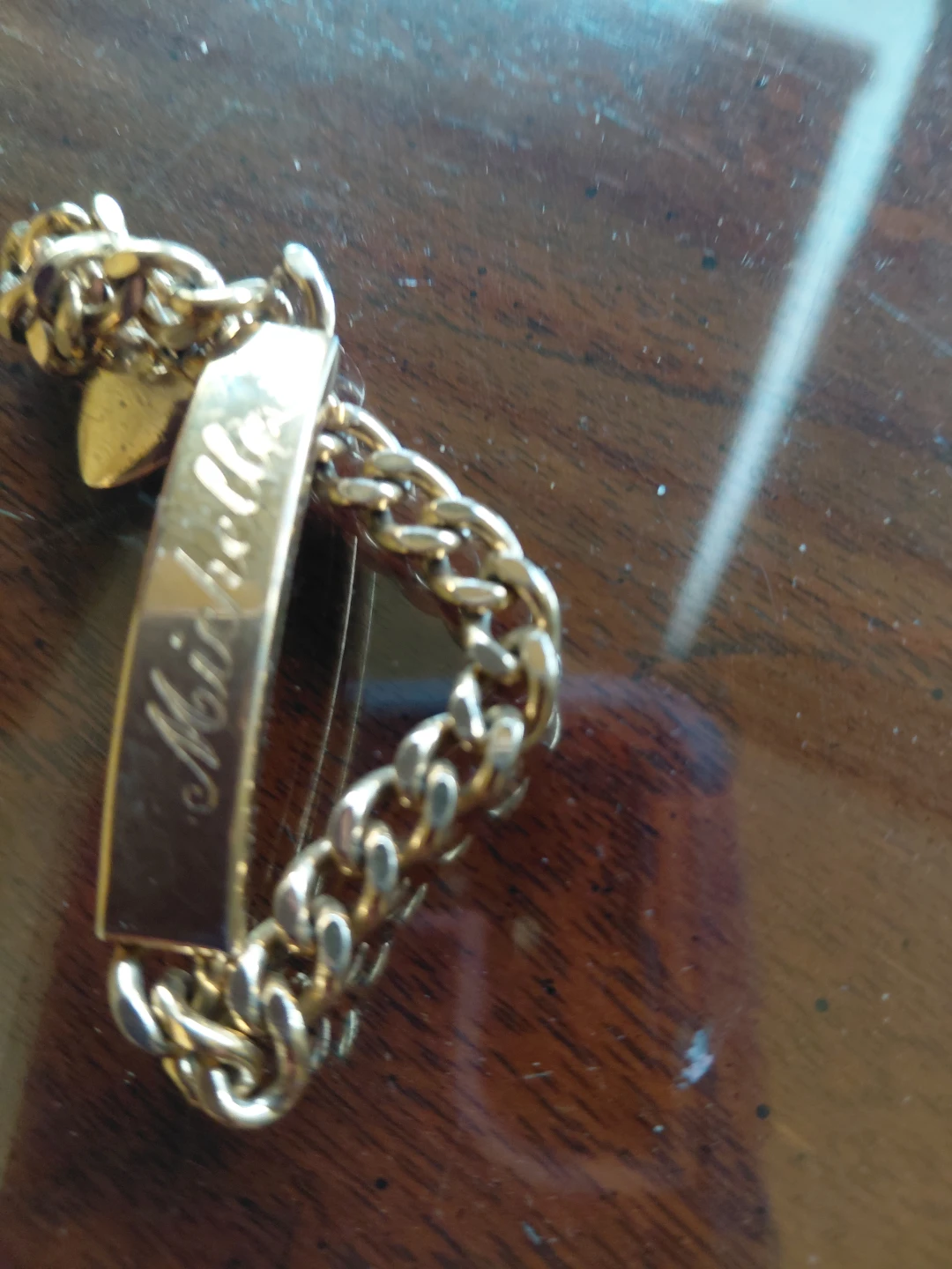 Golden tone  or gold platefBracelet with 'Michelle' Engraving - photo 4