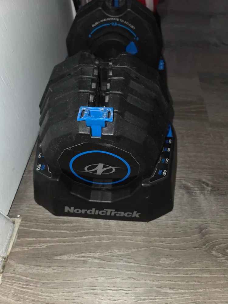 NordicTrack SpeedWeight Adjustable Dumbbell image indicator(3)