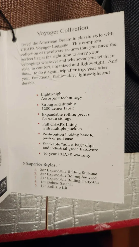 Chaps Voyager Collection Roll-Up Kit image indicator(2)