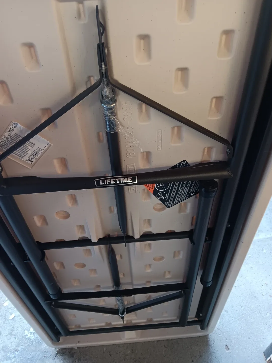 Lifetime 4-Foot Commercial Folding Table #cleanout image indicator(3)