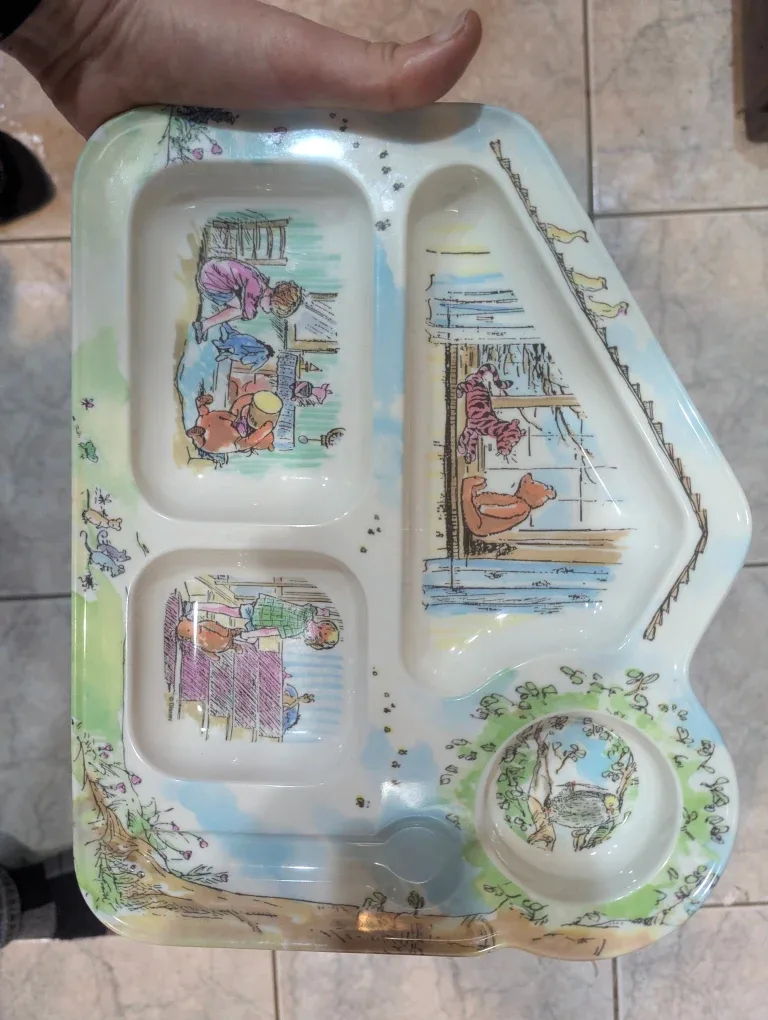 Vintages KWinnie the Pooh Divided Plate