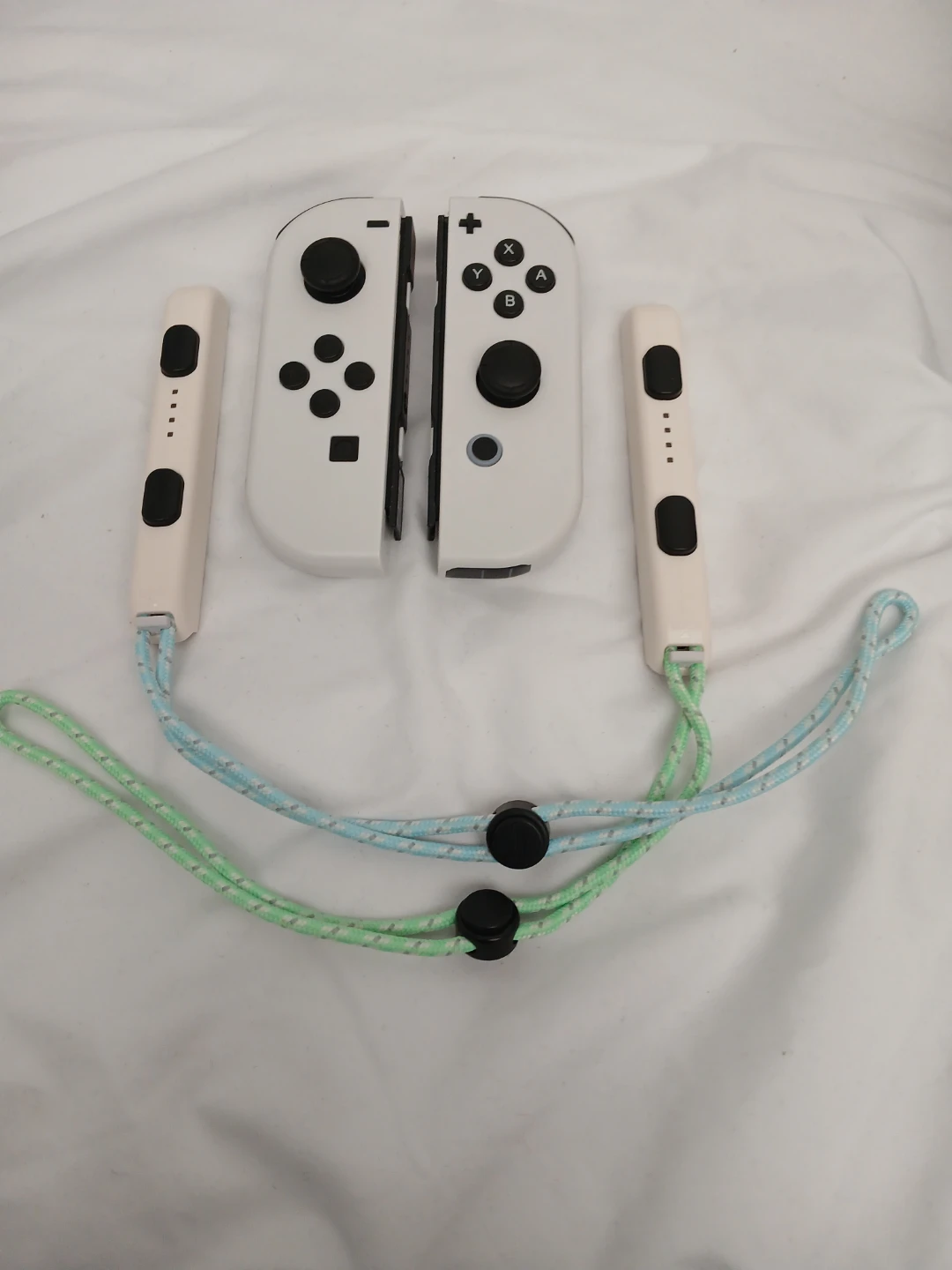 Nintendo Switch OLED White Joy-Cons Controllers with Wrist Bands - photo 3
