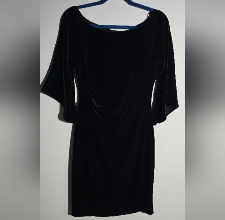 Black Velvet Dress - photo 2