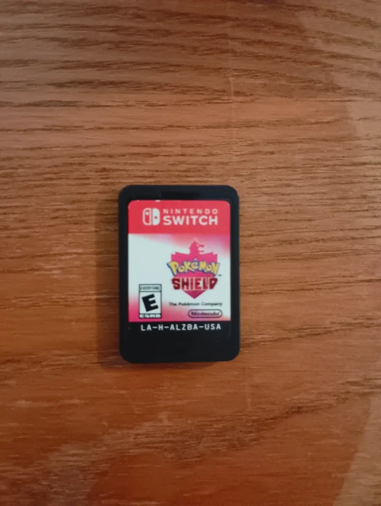 Pokemon Shield - Nintendo Switch Game
