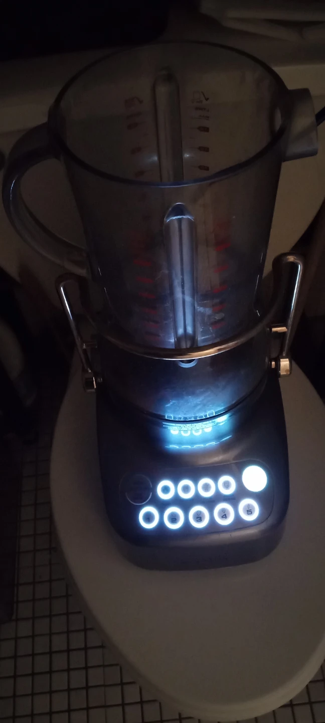 Incredible commercial "Breville BJB615SHY,3X Bluicer Blender - photo 3