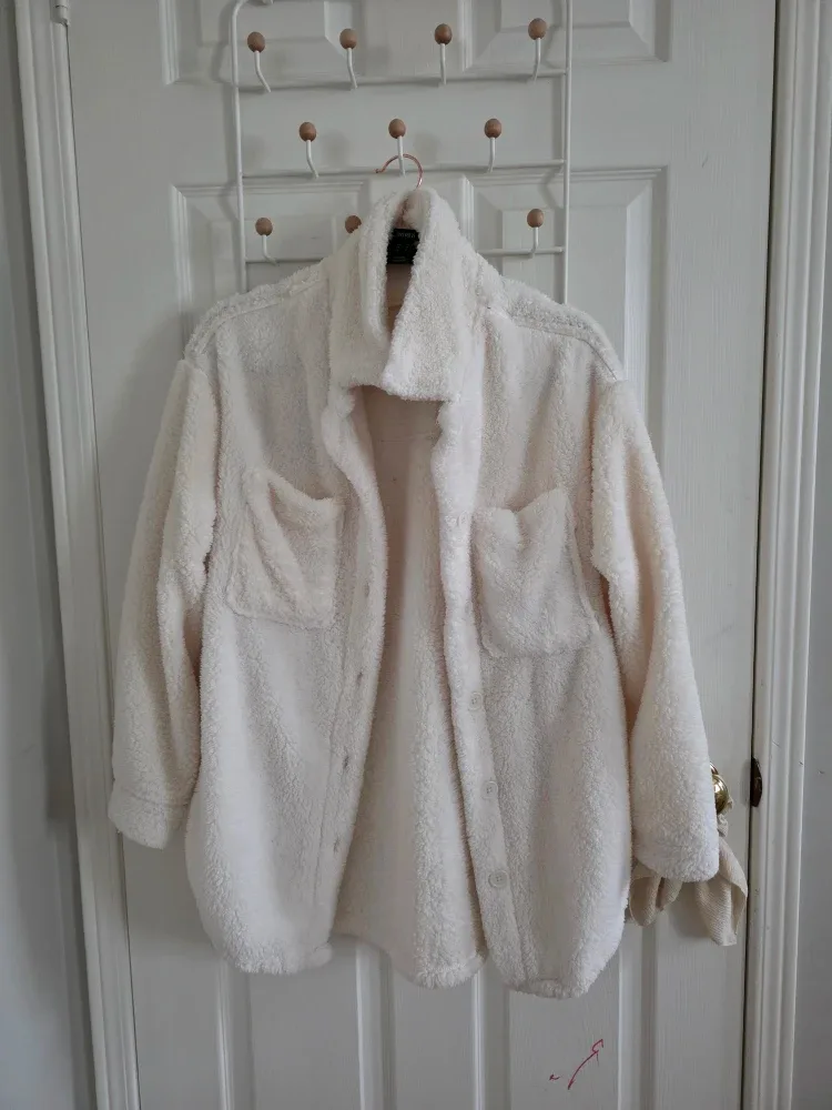 Forever 21 Cream Sherpa Jacket - Size S