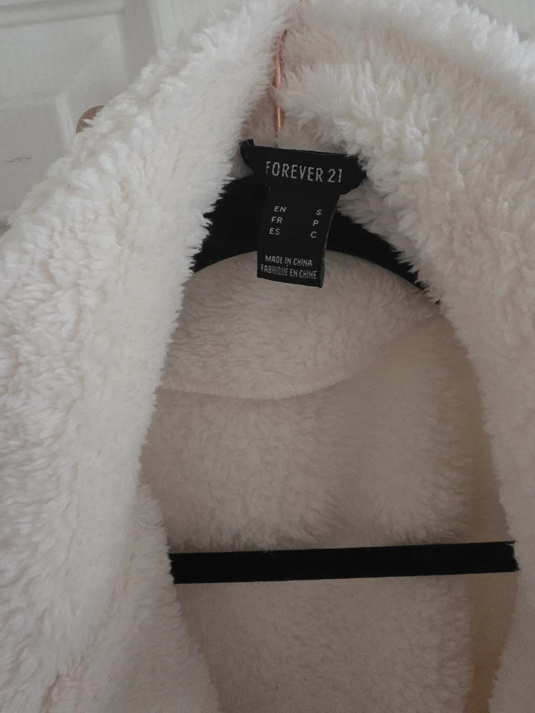 Forever 21 Cream Sherpa Jacket - Size S - photo 2