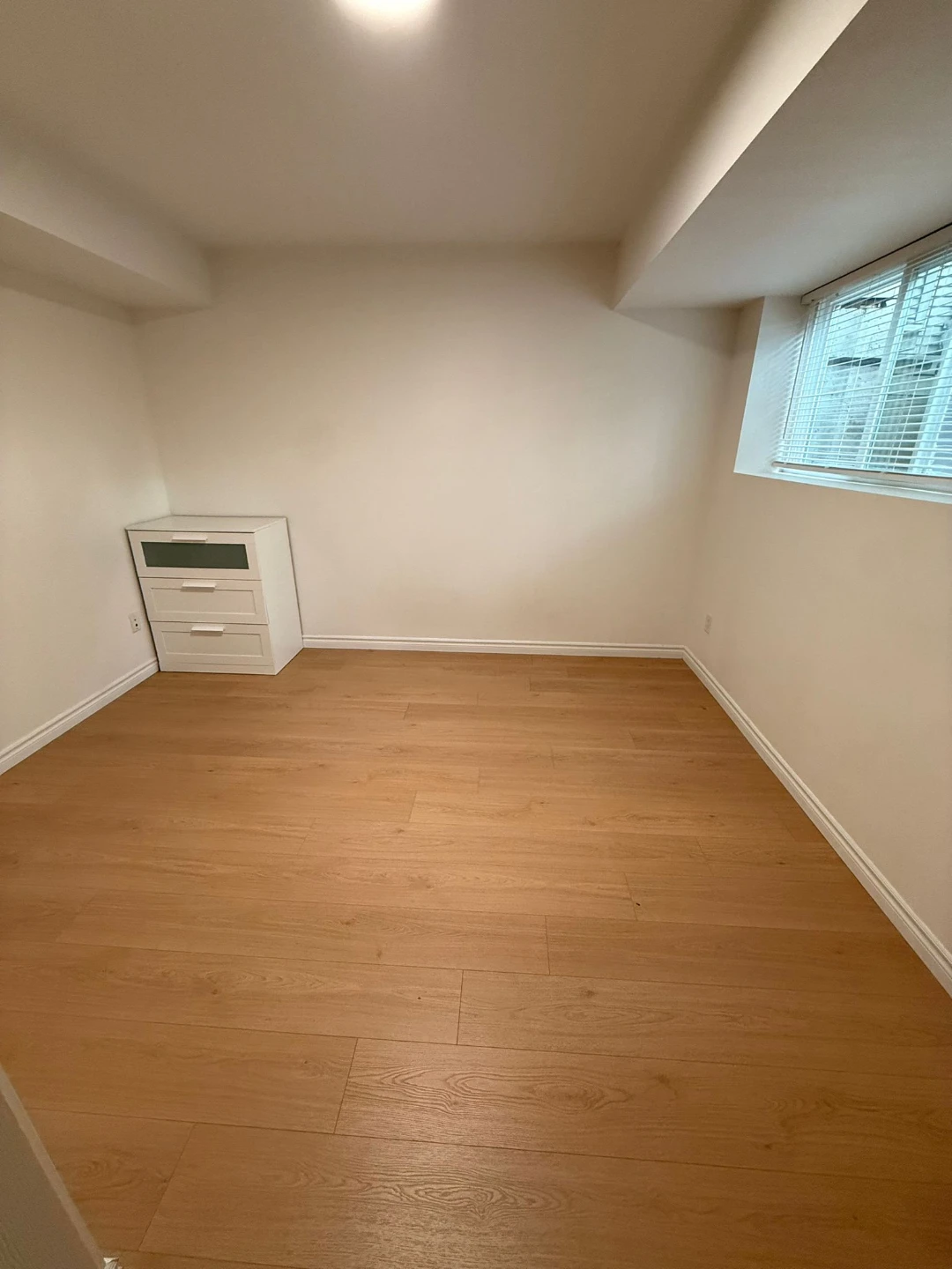 2 Bedroom basement for rent in panorama ridge - photo 4