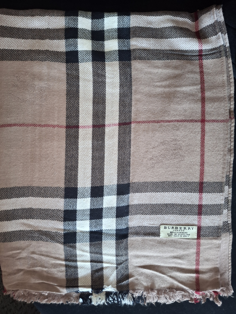 Burberry London 100% Cashmere Scarf