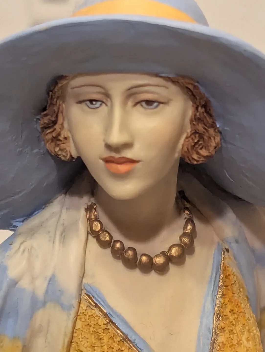 LIKE NEW COLLECTOR SIGNED Royal Doulton Figurine $125obo image indicator(8)