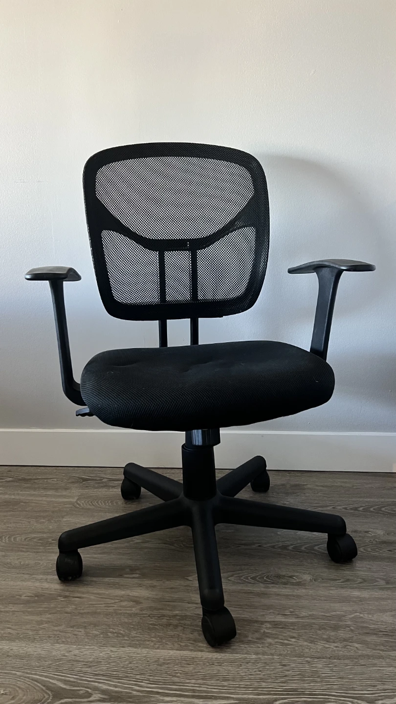 Black Mesh Office Chair
