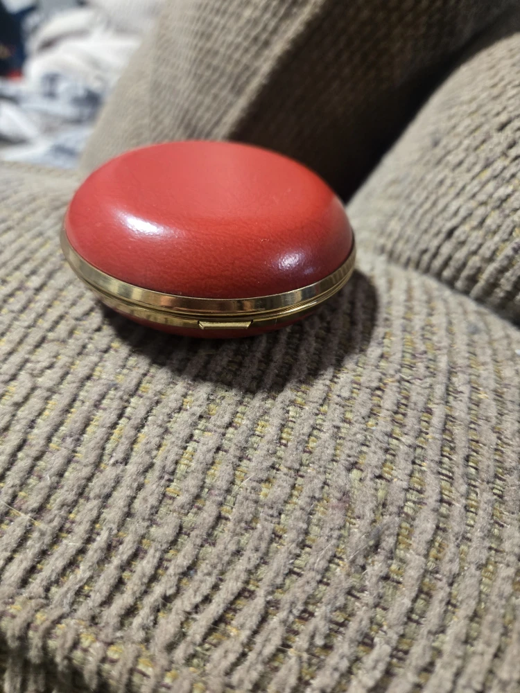 Alpine Red Travel Alarm Clock - photo 4