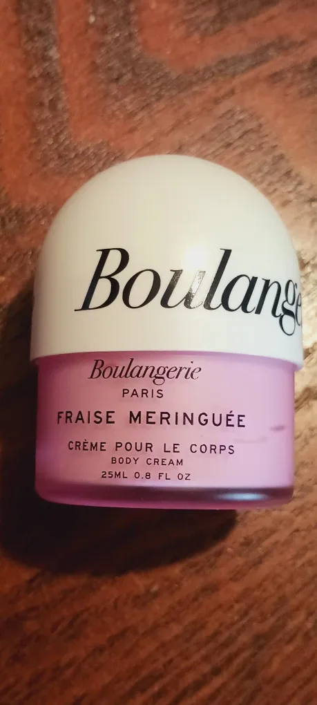 Boulangerie Paris Fraise Meringuée Body Cream image indicator(2)