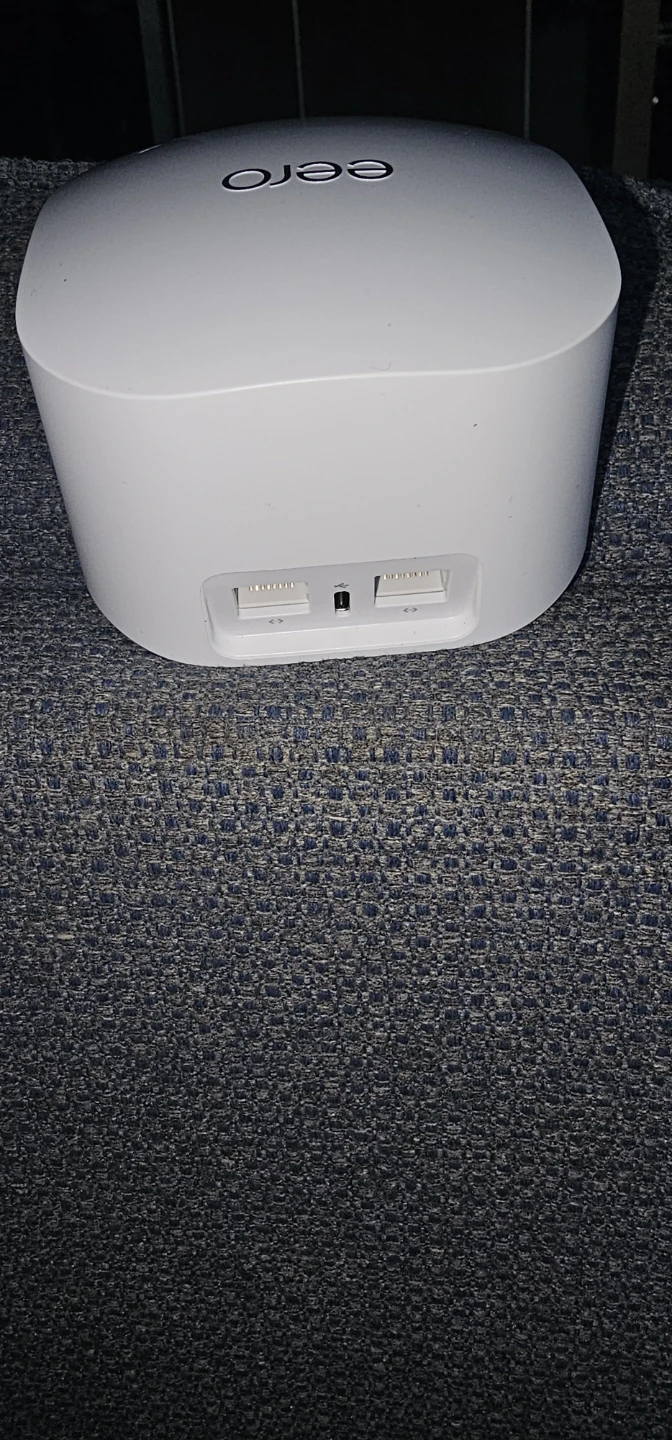 Eero 6 Dual-Band Mesh Wi-Fi Router - photo 3
