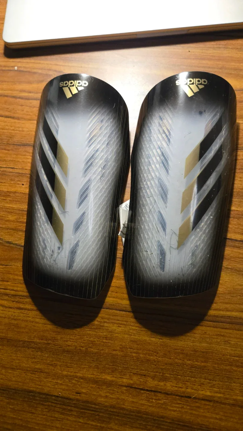 Adidas X Pro Shin Guards - Size M