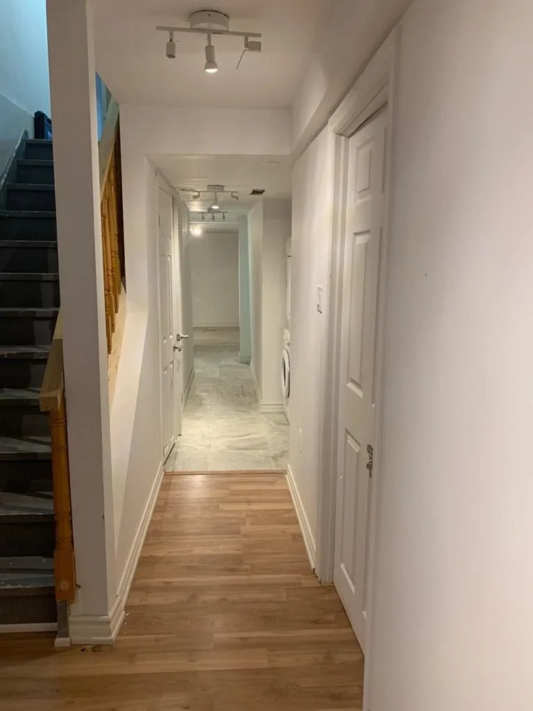 Basement room rental image indicator(3)