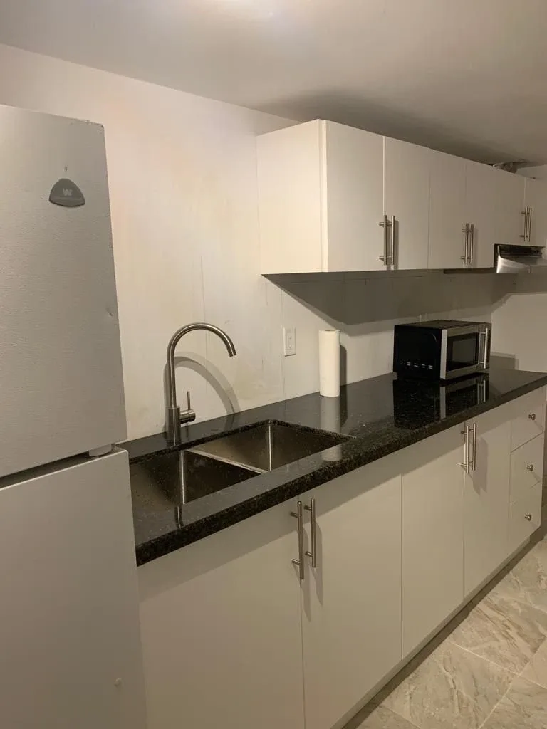 Basement room rental image indicator(6)