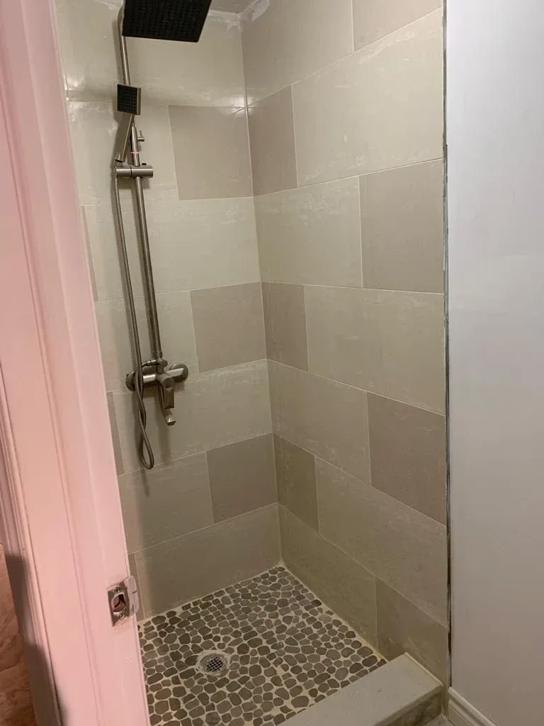 Basement room rental image indicator(8)