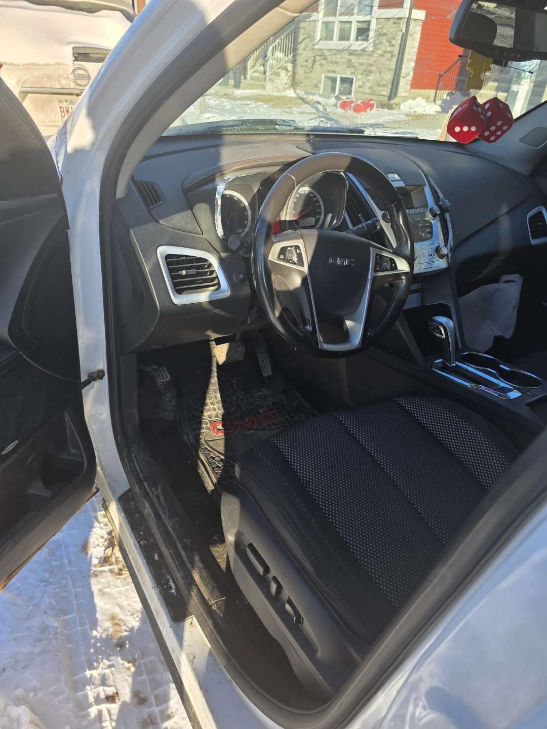 2011 GMC Terrain SLE AWD – Priced to Sell $2,800 OBO - photo 3
