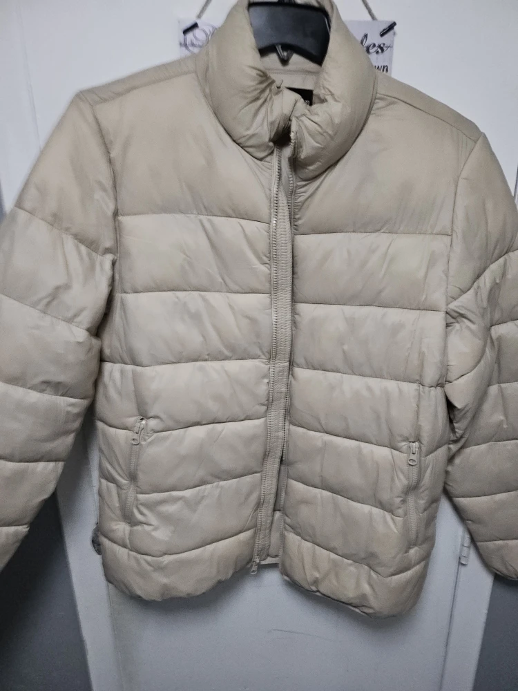Forever 21 Men's Puffer Jacket - Size M