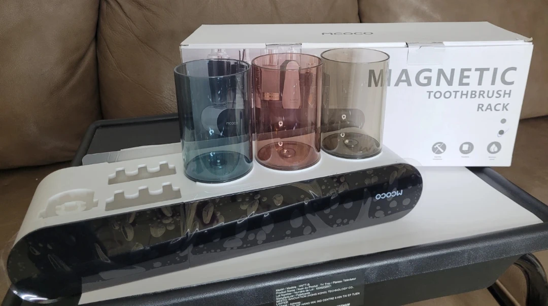 MCOCO Magnetic Toothbrush Rack - New in Box!