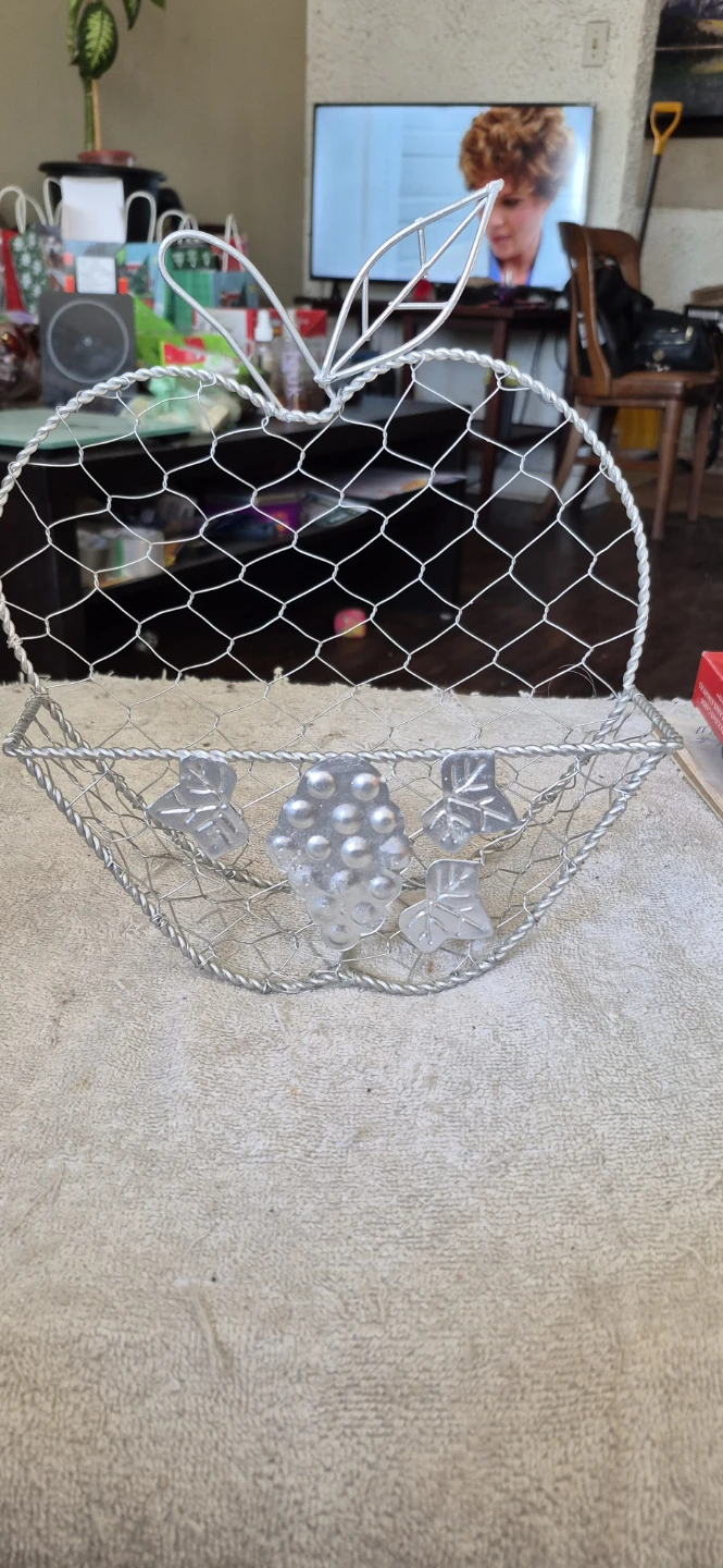 Apple Shaped Wire Basket