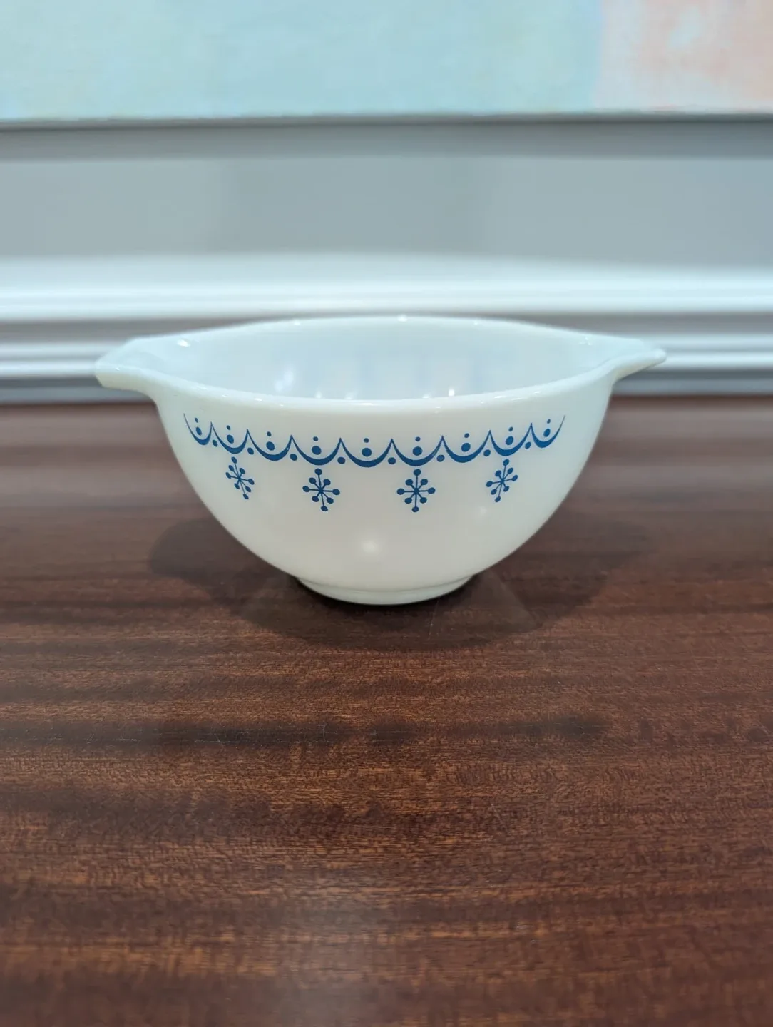 Vintage Pyrex Snowflake white Cinderella Bowl 441