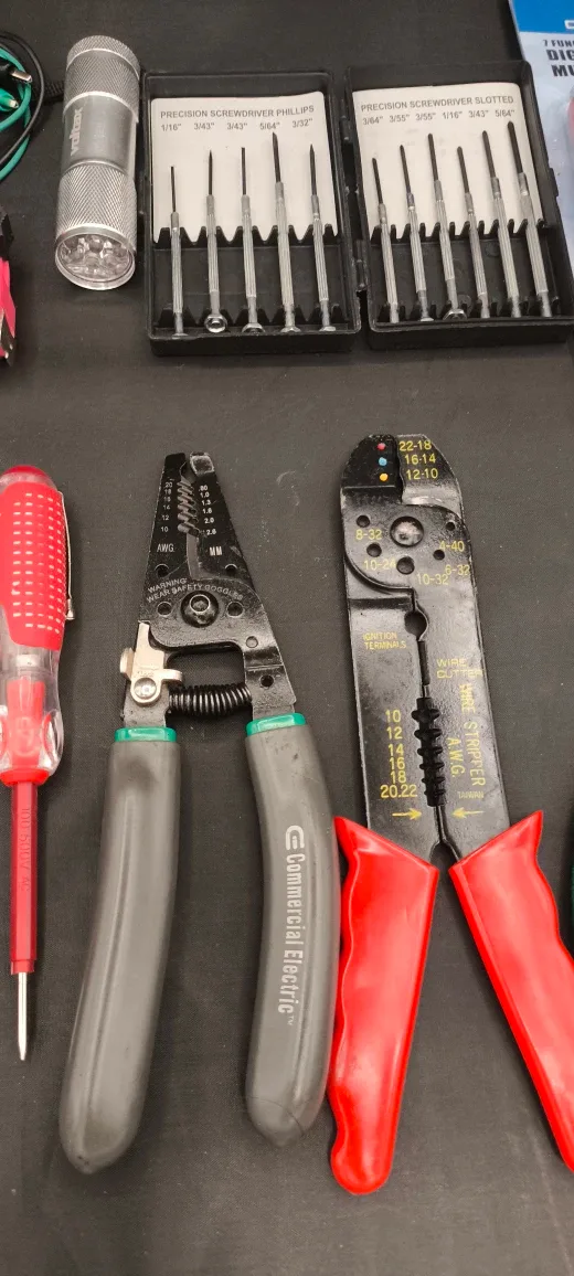 Electrical Tools Kit + Digital Multimeter | Auto & Home Repair image indicator(9)