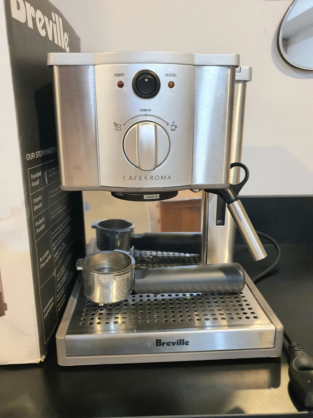 Breville Cafe Roma Espresso Machine with Steamer and box