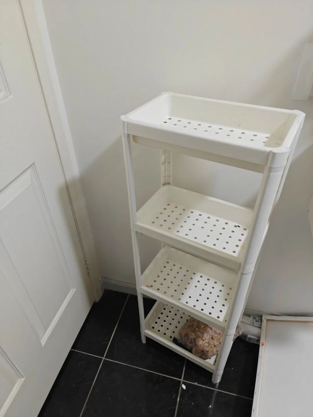 White Plastic 4-Tier Shelf