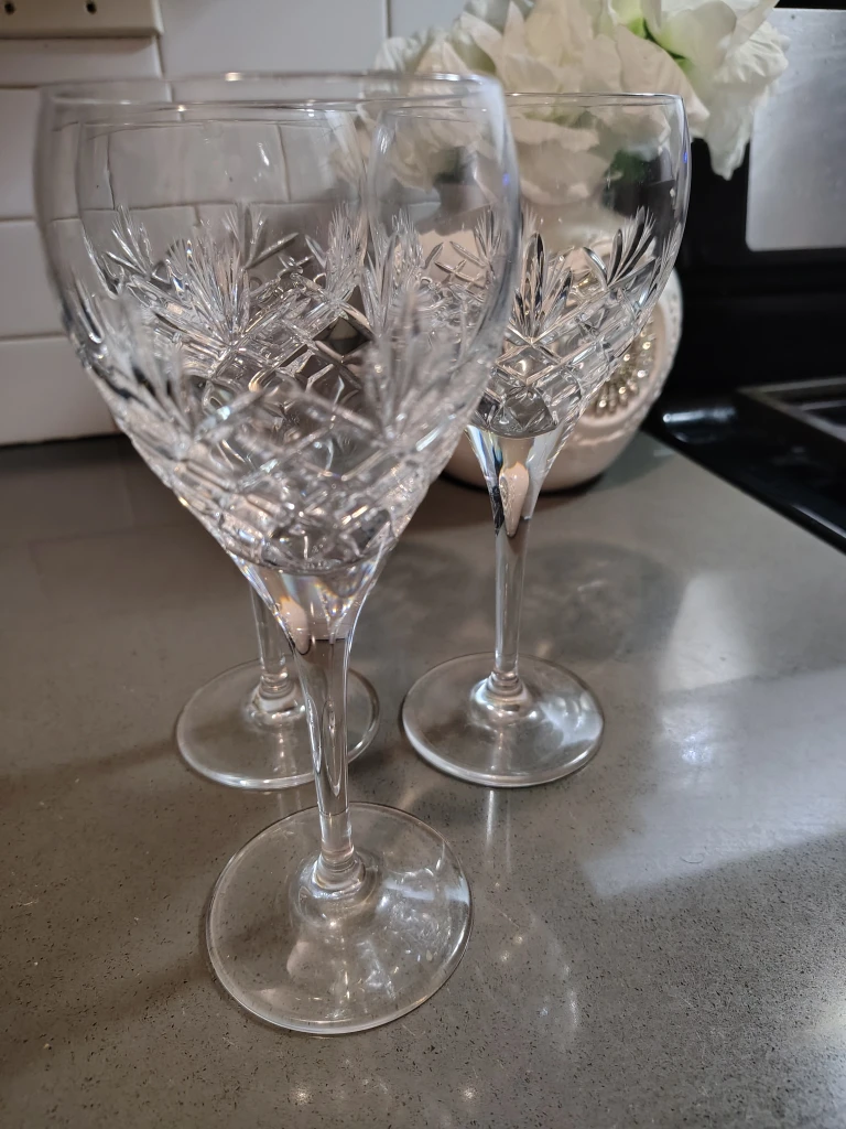 🌱 Eco- hero #Cleanout Crystal Wine Glasses - Set of 3 - photo 2