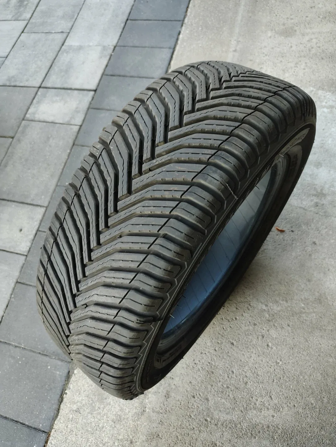 All Weather Tires 225/60R17 image indicator(6)