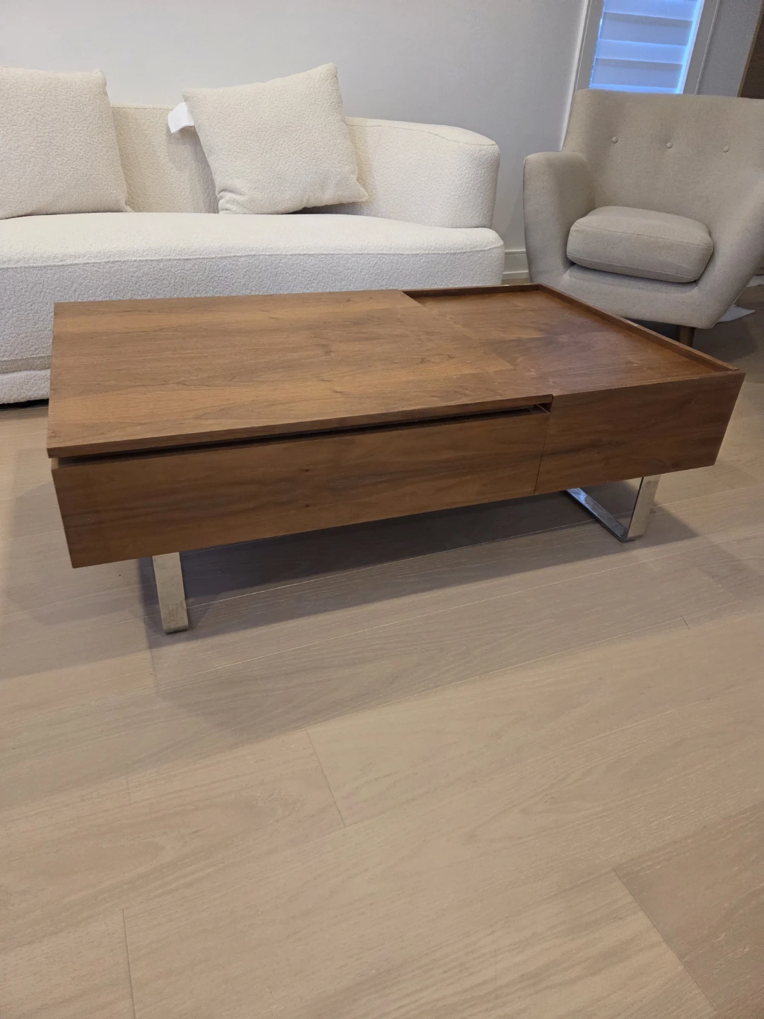 Structube Wood Lift Top Coffee Table