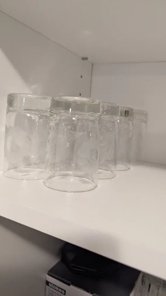 Set of 8 tea glasses