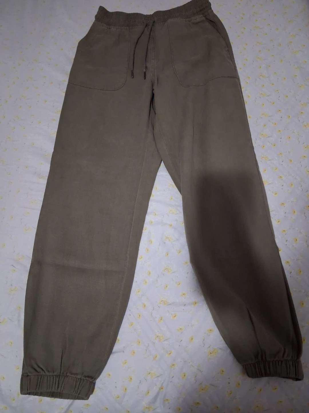 Devoted XS Jogger Pants - Olive Green