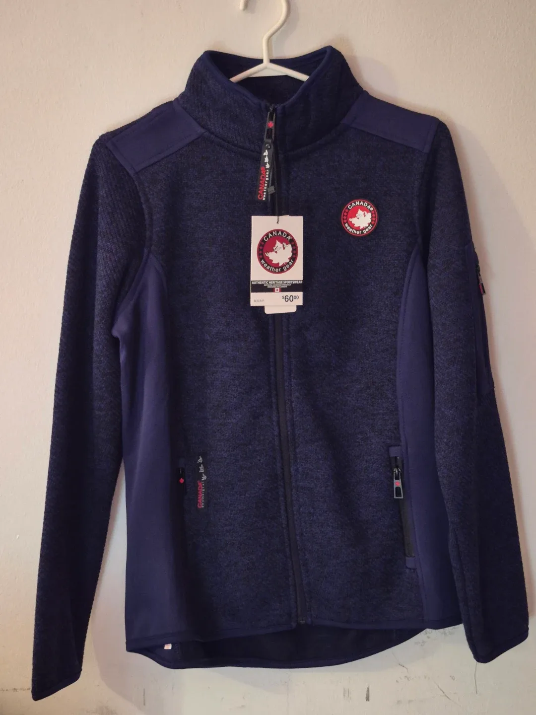 BNWT)Canada Weather Gear Size LG Fleece Jacket