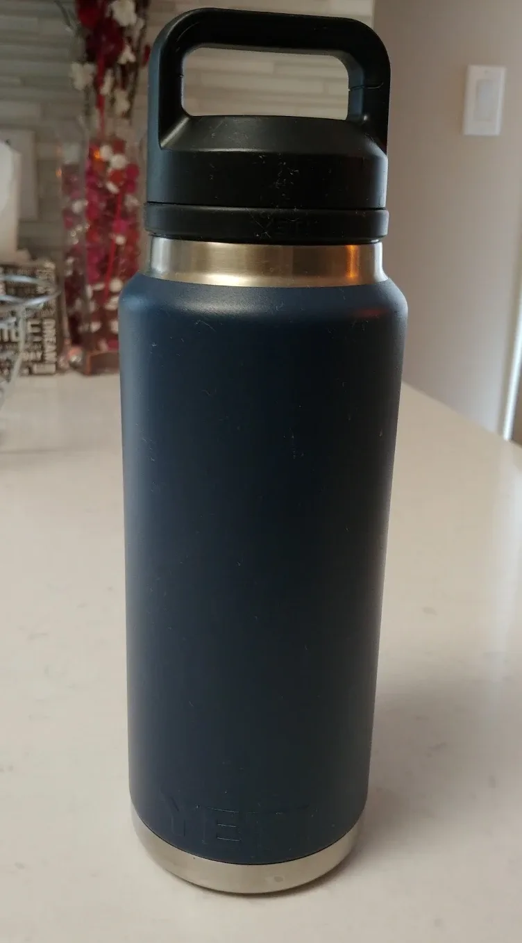 YETI Rambler Bottle (36oz) image indicator(2)