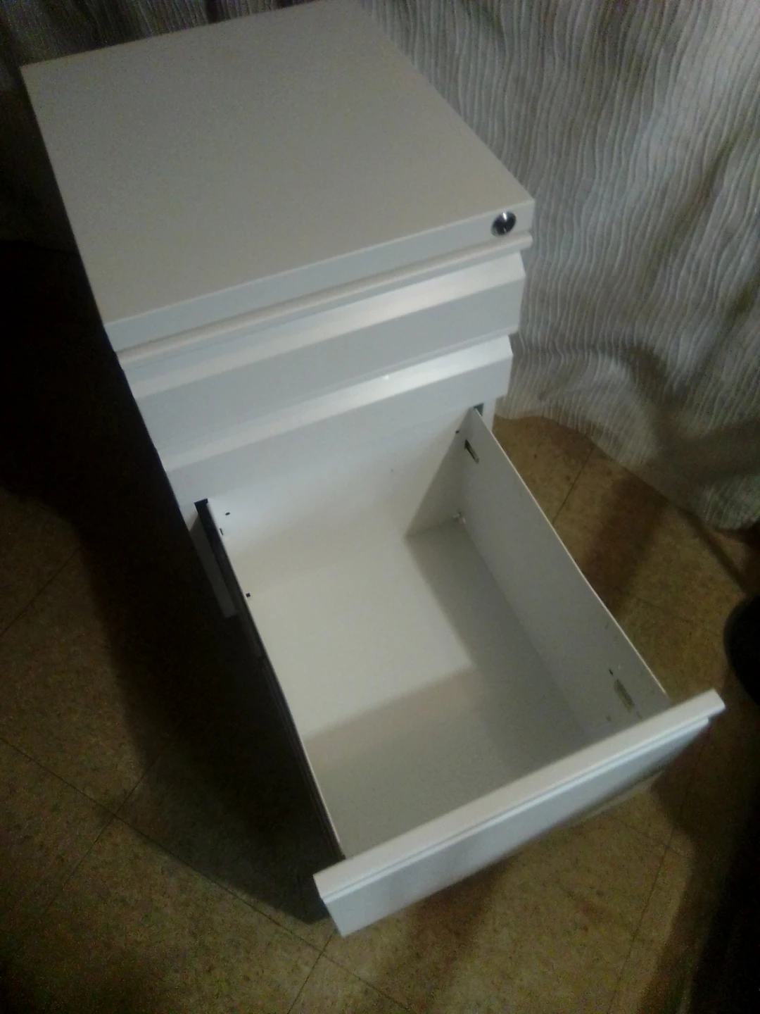 White 3-Drawer File Cabinet - photo 3