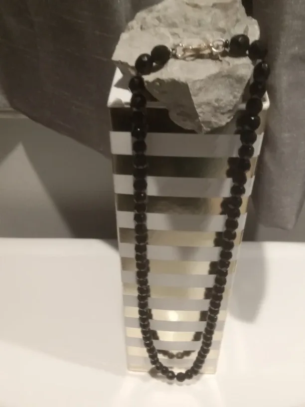 Black Czech Jet Bead Necklace image indicator(6)