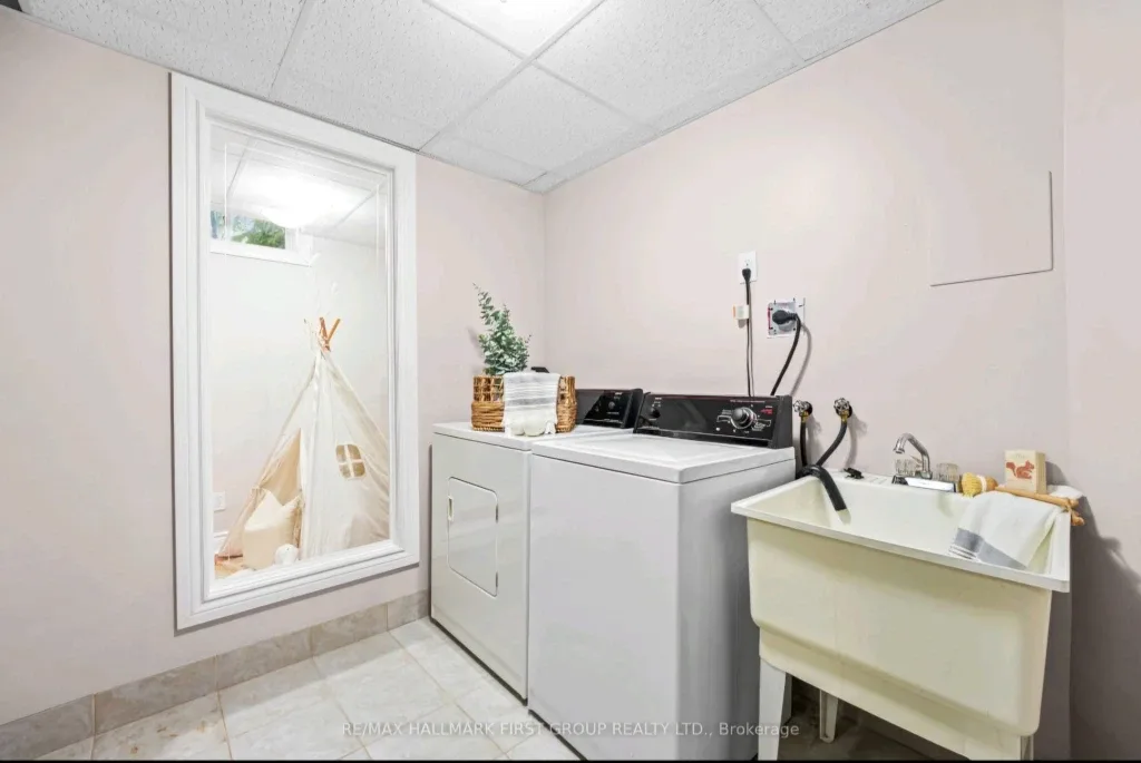 Wooden Framed Glass Window Panel image indicator(5)