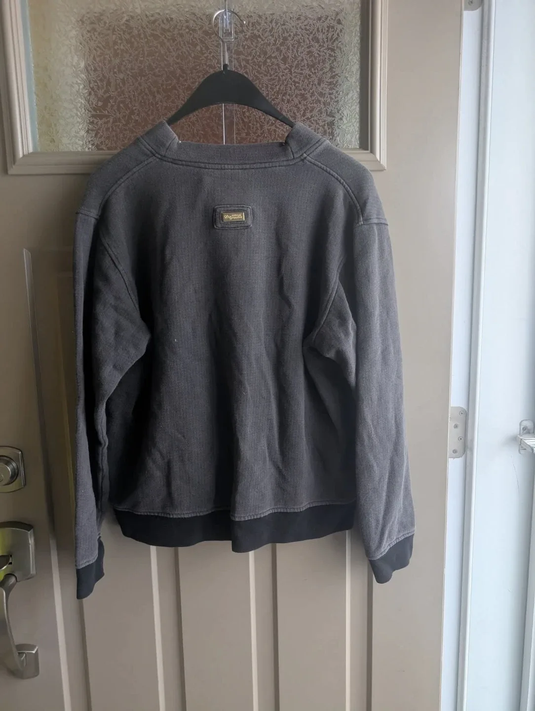 Womens sz lg sweater image indicator(2)