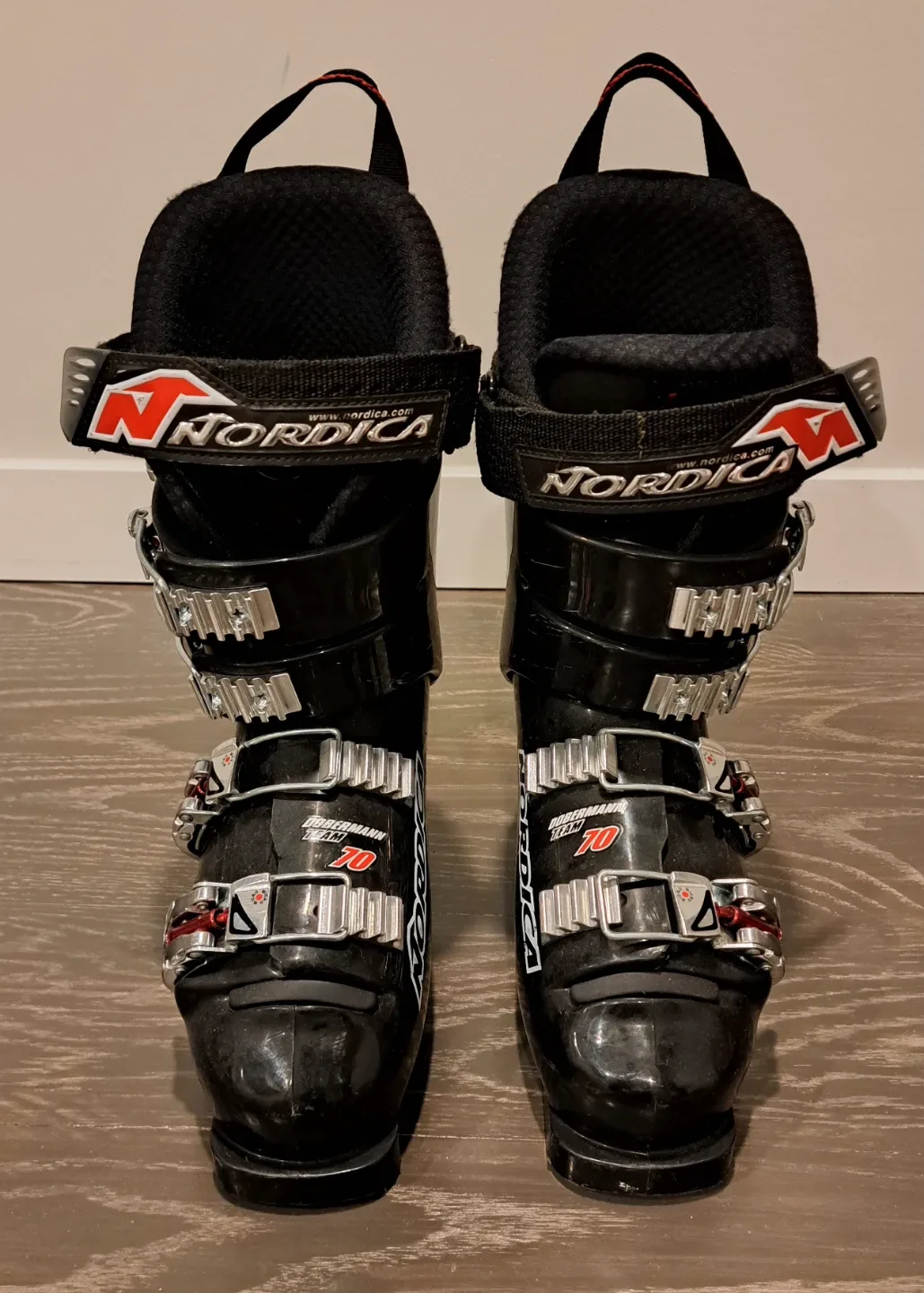 Nordica 🔼🎿Ski Boots | Dobermann Team 70 🎿 #CleanOut image indicator(3)